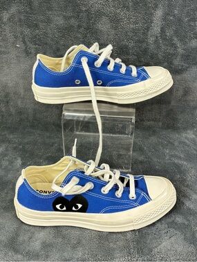 Converse women’s Royal Blue Low-Top Canvas Sneakers with Black Heart Graphic